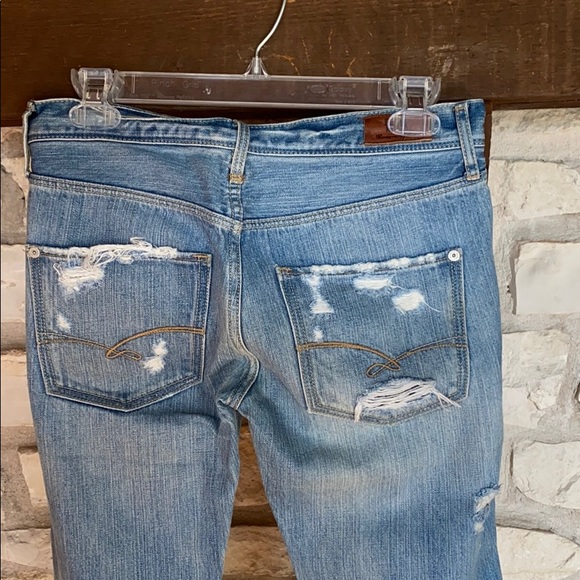 Ruehl No. 925 Distressed Jeans - Picture 5 of 6